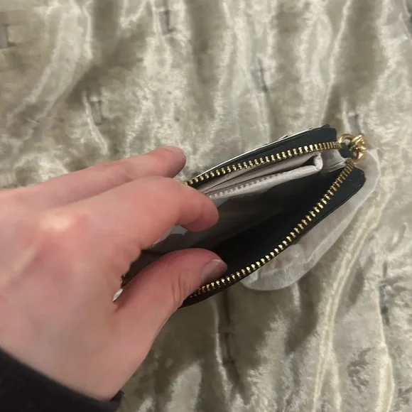 Coach Zip Card case Wallet chain - Picture 5 of 5